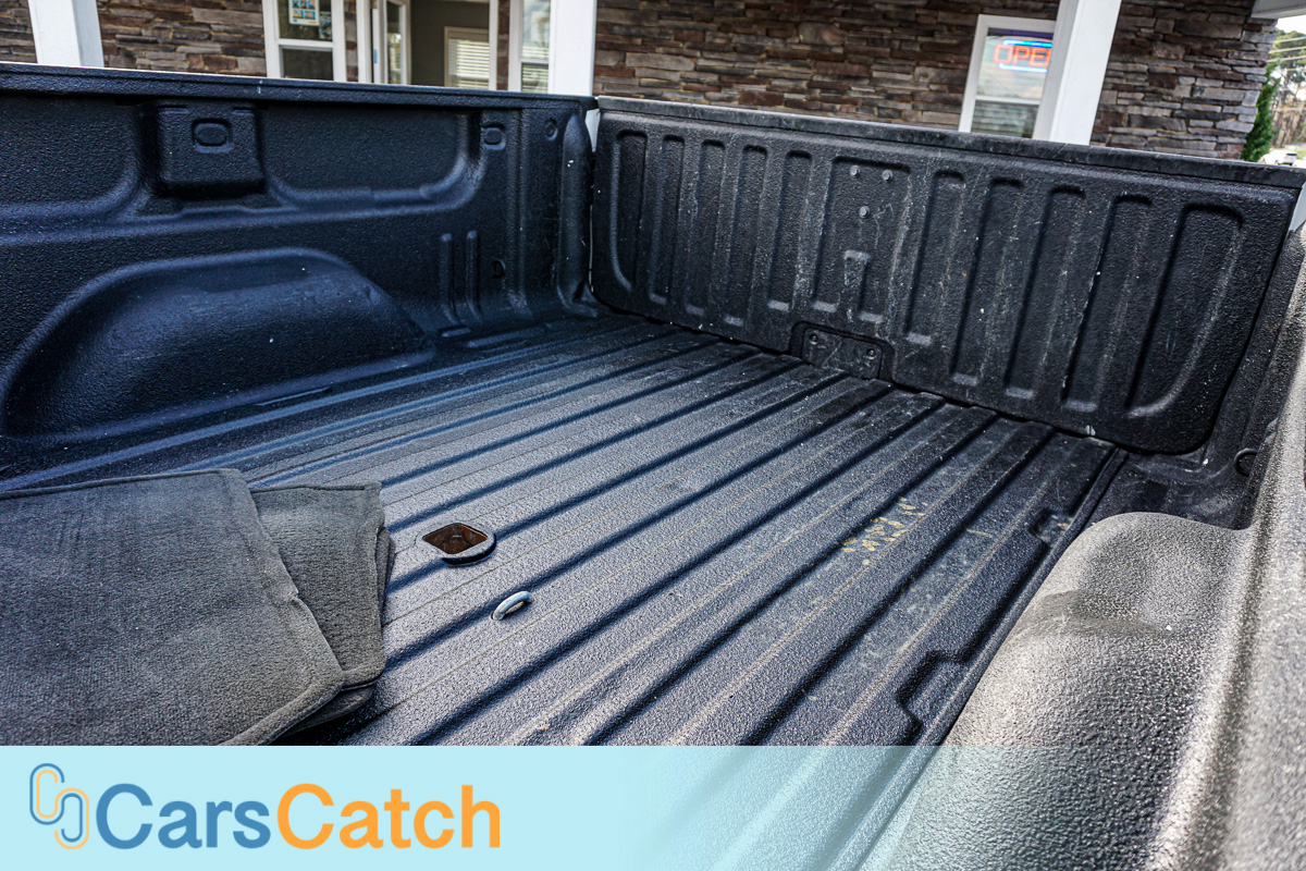 CARSCATCH - Used vehicle - Truck CHEVROLET SILVERADO 2500HD 2014