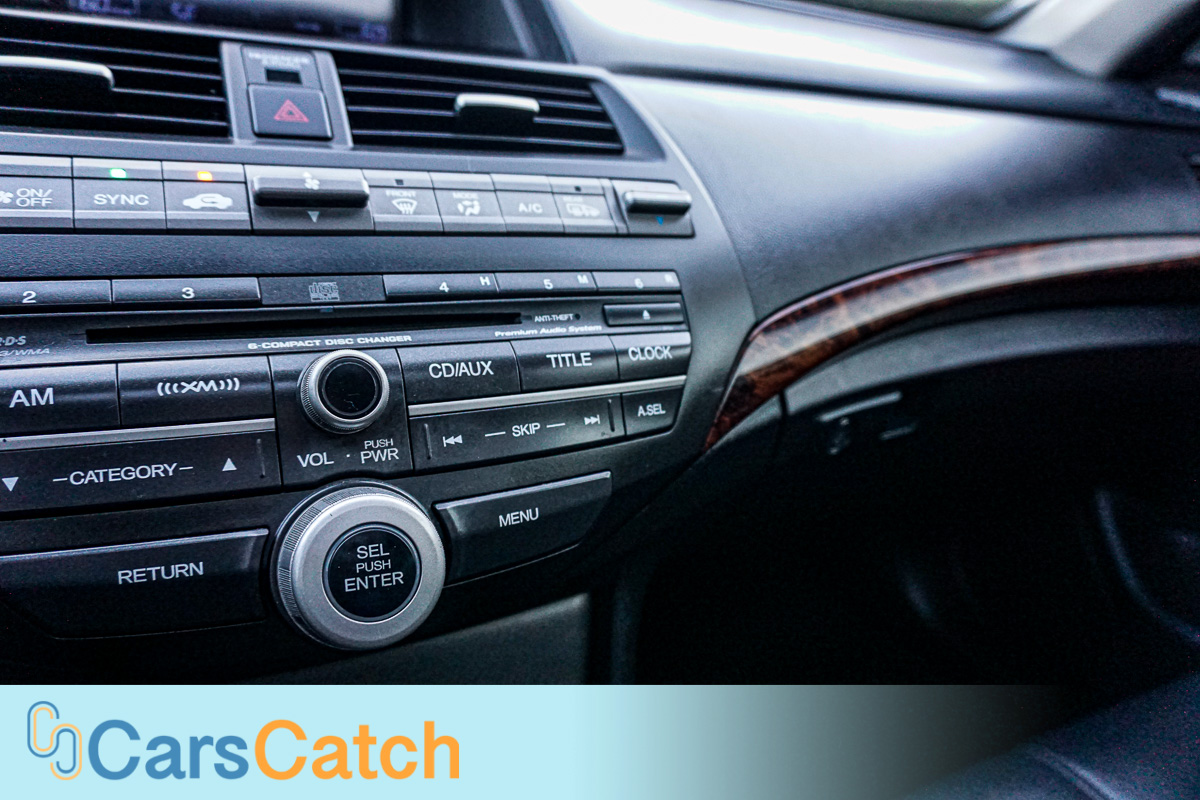 CARSCATCH - Used vehicle - Sedan HONDA CROSSTOUR 2012