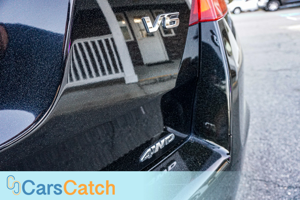 CARSCATCH - Used vehicle - Sedan HONDA CROSSTOUR 2012