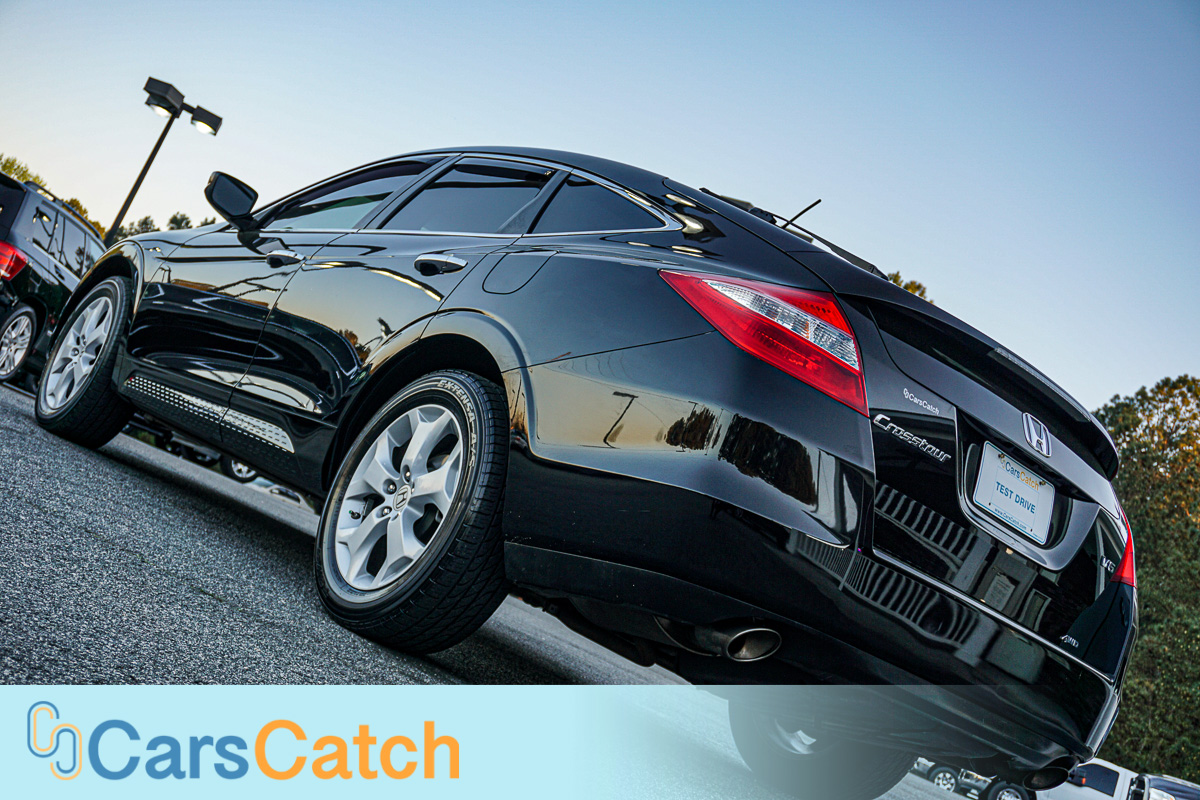 CARSCATCH - Used vehicle - Sedan HONDA CROSSTOUR 2012