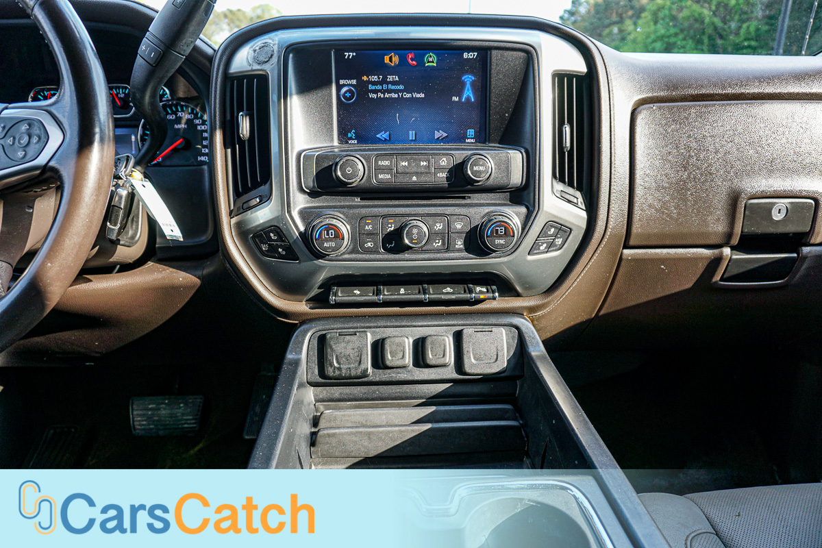 CARSCATCH - Used vehicle - Truck CHEVROLET SILVERADO 1500 2014