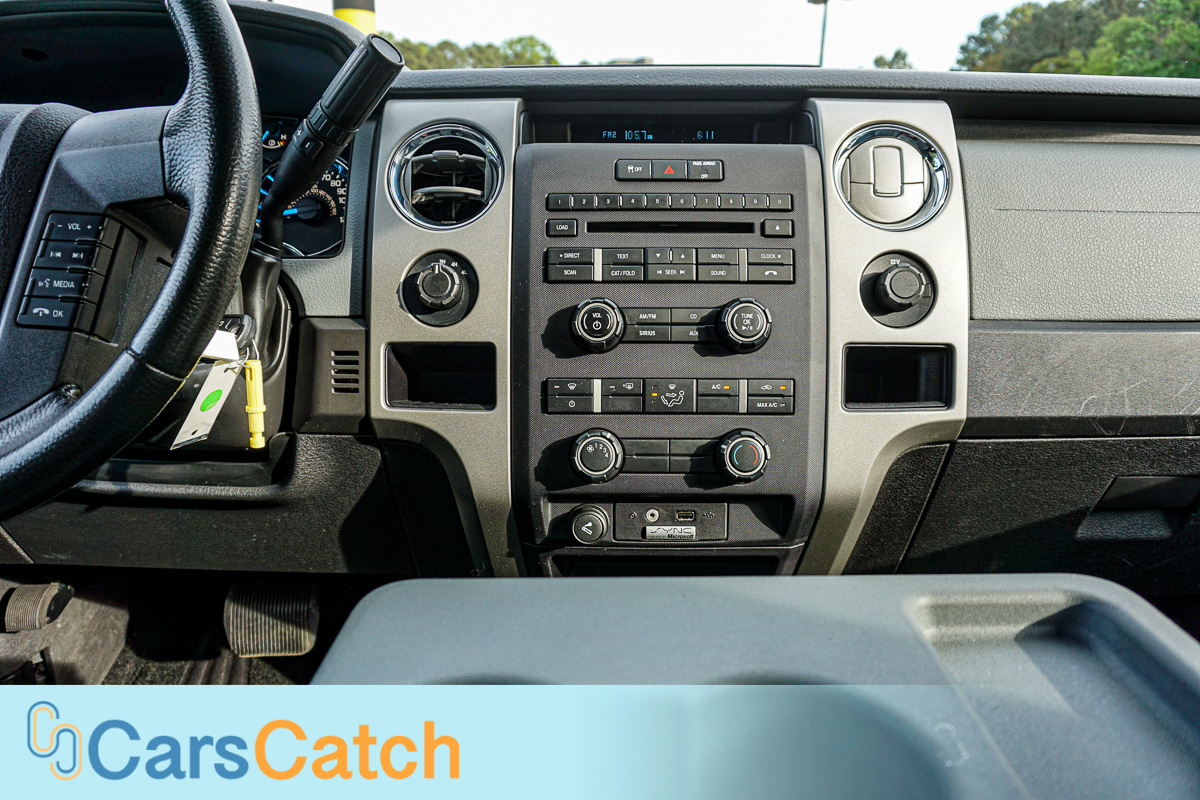CARSCATCH - Used vehicle - Truck FORD F-150 2012