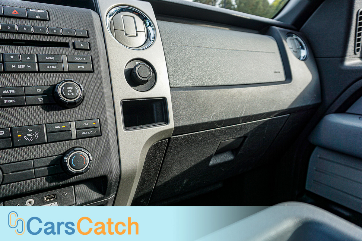 CARSCATCH - Used vehicle - Truck FORD F-150 2012