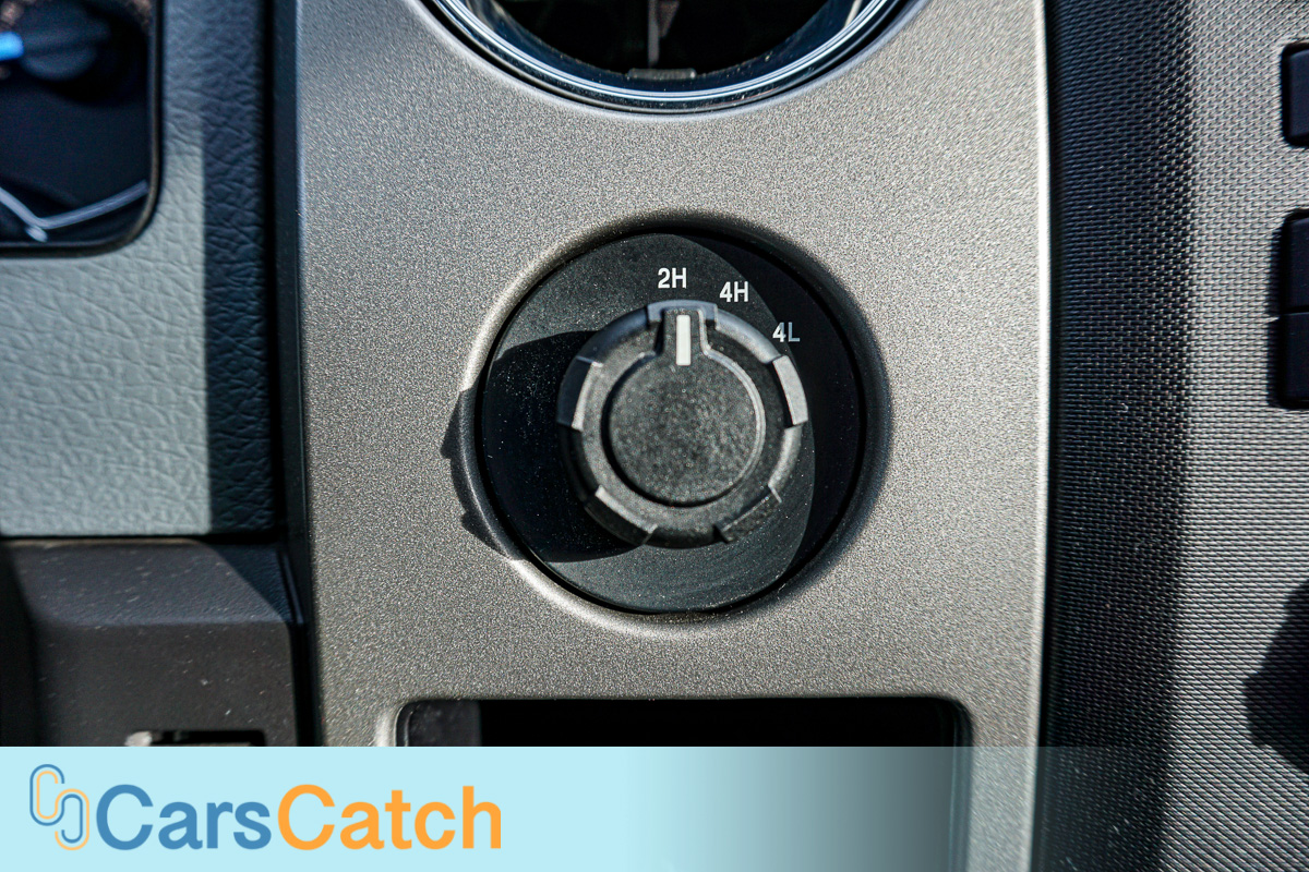 CARSCATCH - Used vehicle - Truck FORD F-150 2012