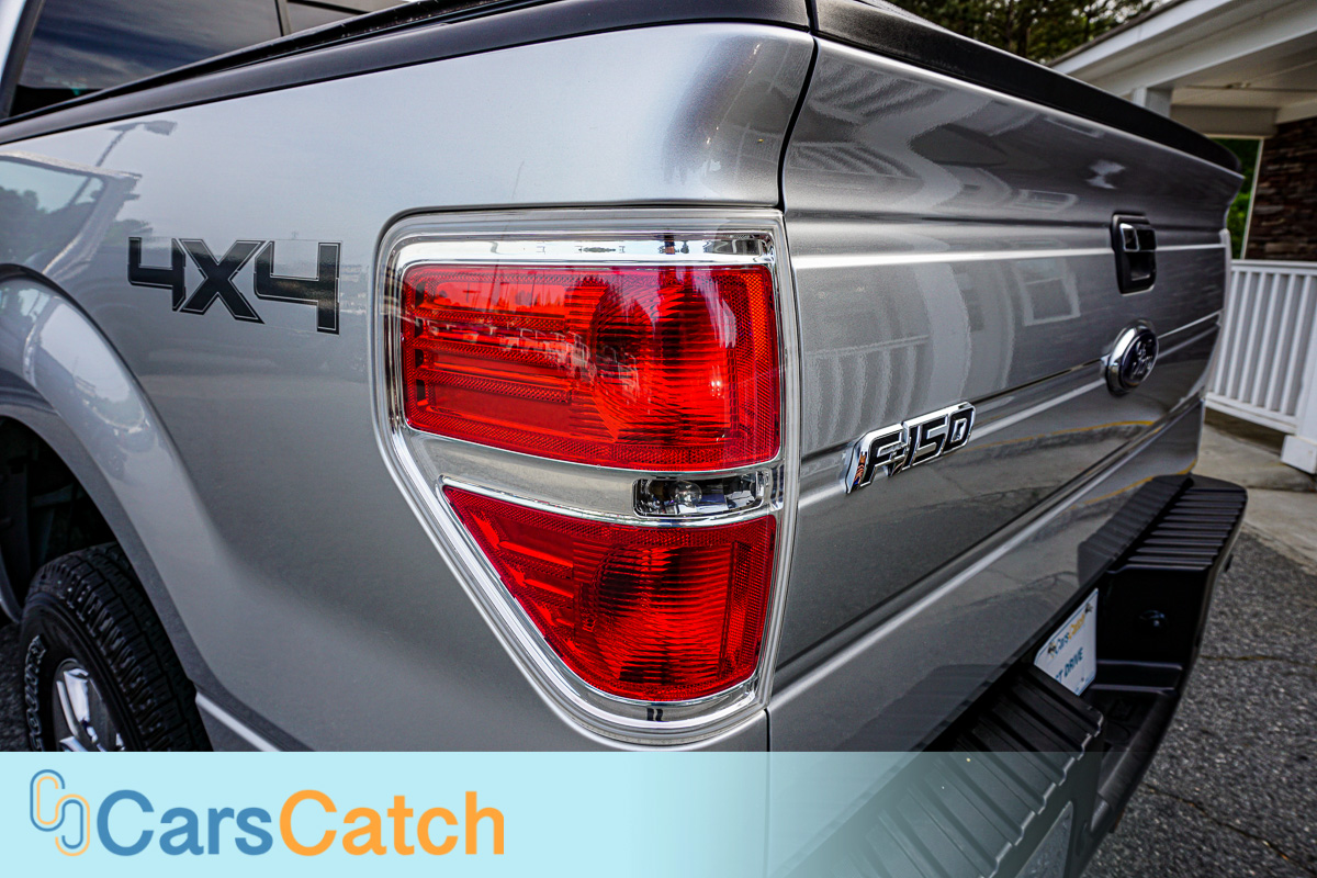 CARSCATCH - Used vehicle - Truck FORD F-150 2012