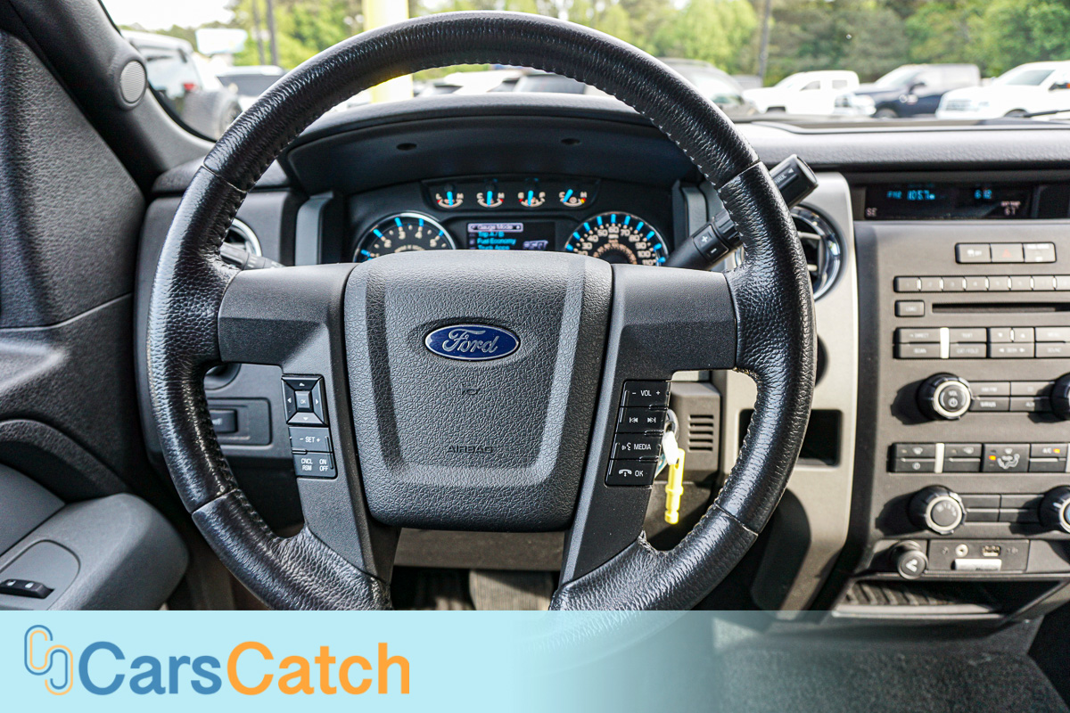 CARSCATCH - Used vehicle - Truck FORD F-150 2012