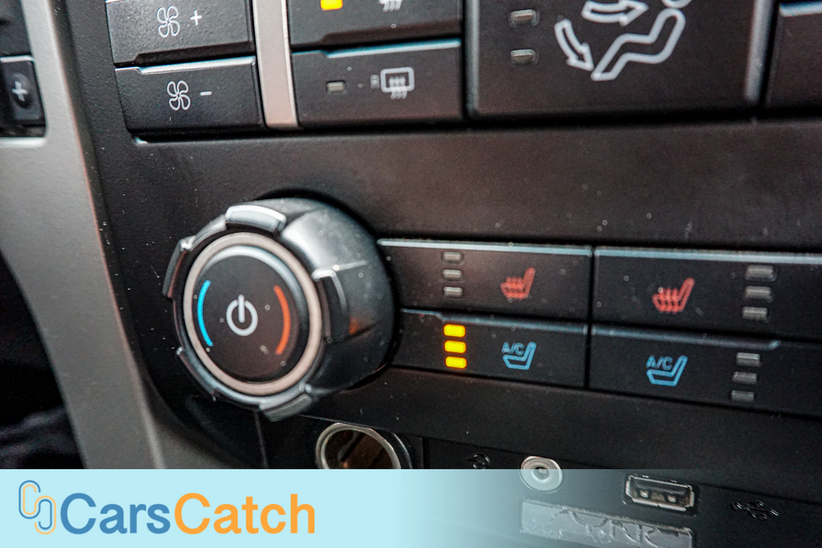 CARSCATCH - Used vehicle - Truck FORD F-150 2012