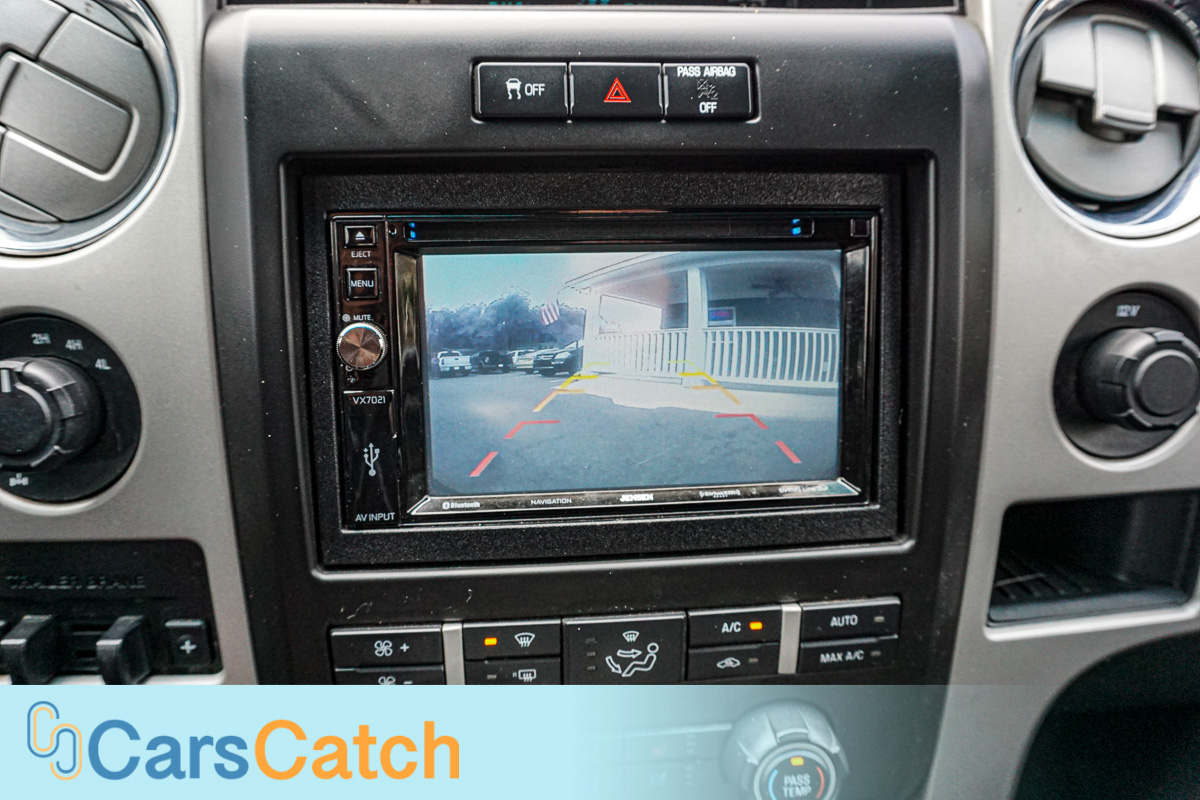 CARSCATCH - Used vehicle - Truck FORD F-150 2012