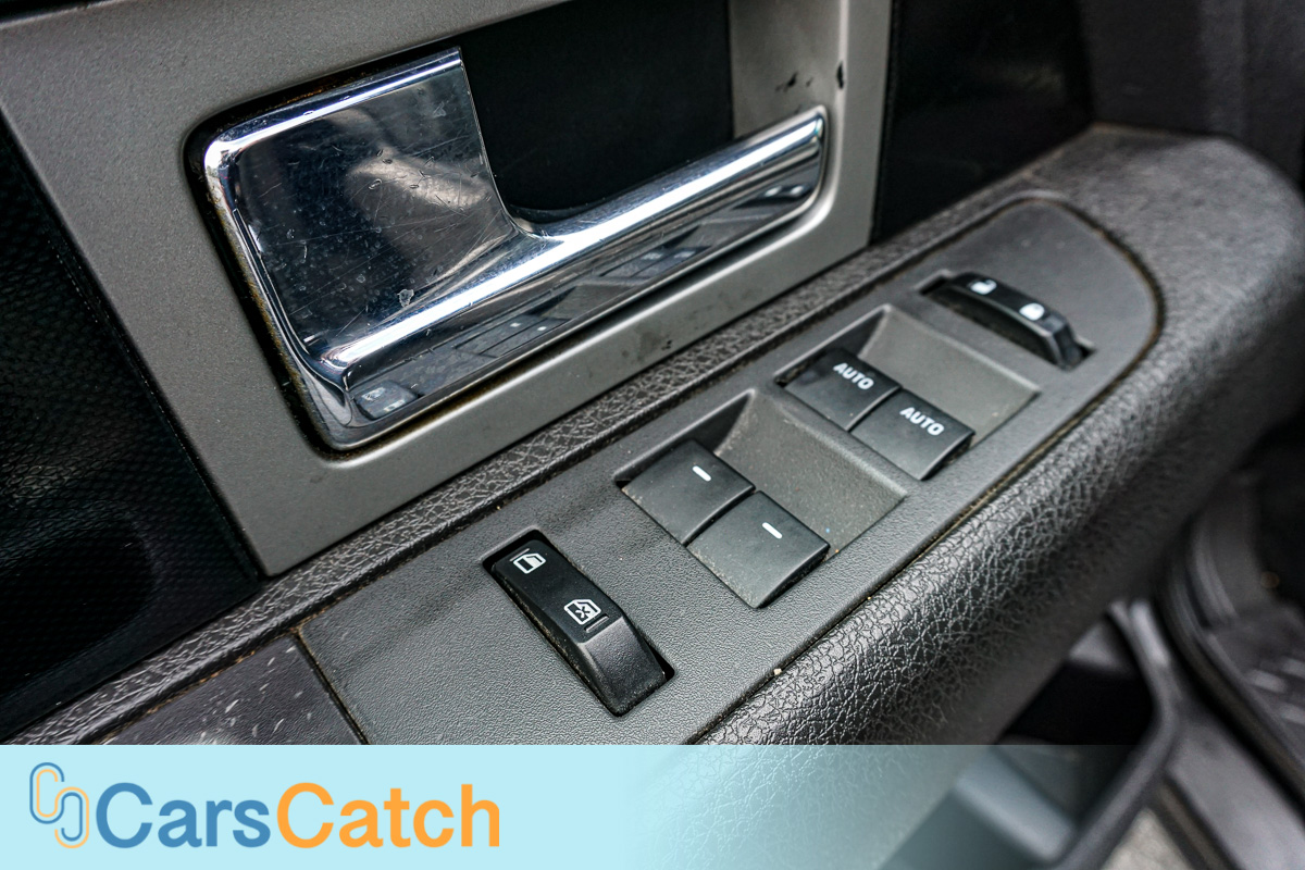 CARSCATCH - Used vehicle - Truck FORD F-150 2012