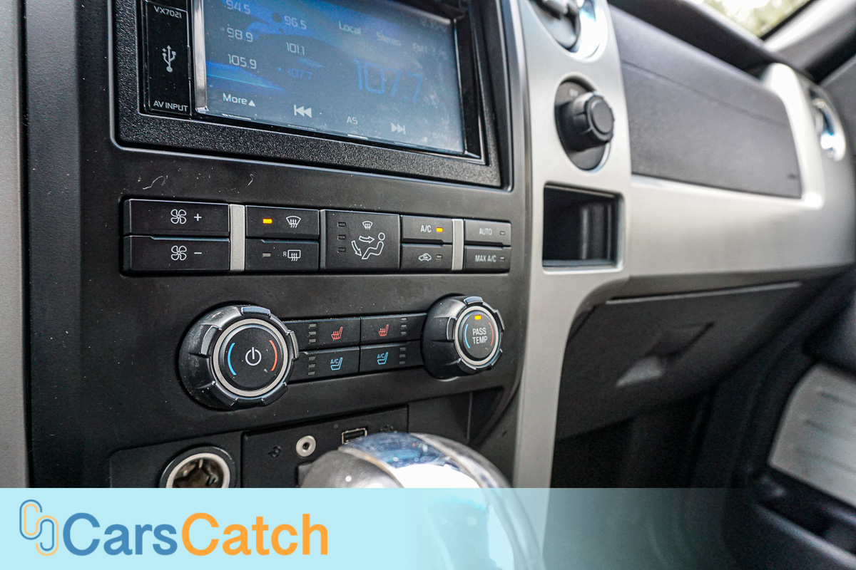 CARSCATCH - Used vehicle - Truck FORD F-150 2012