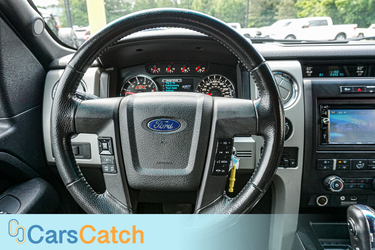 CARSCATCH - Used vehicle - Truck FORD F-150 2012