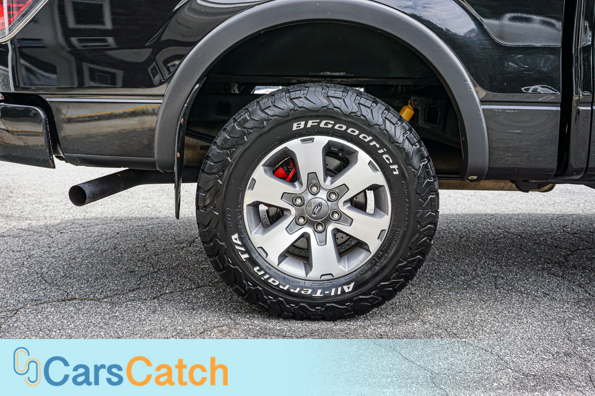 CARSCATCH - Used vehicle - Truck FORD F-150 2012