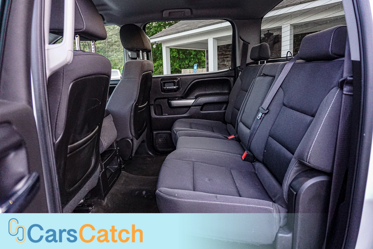 CARSCATCH - Used vehicle - Truck CHEVROLET SILVERADO 1500 2015