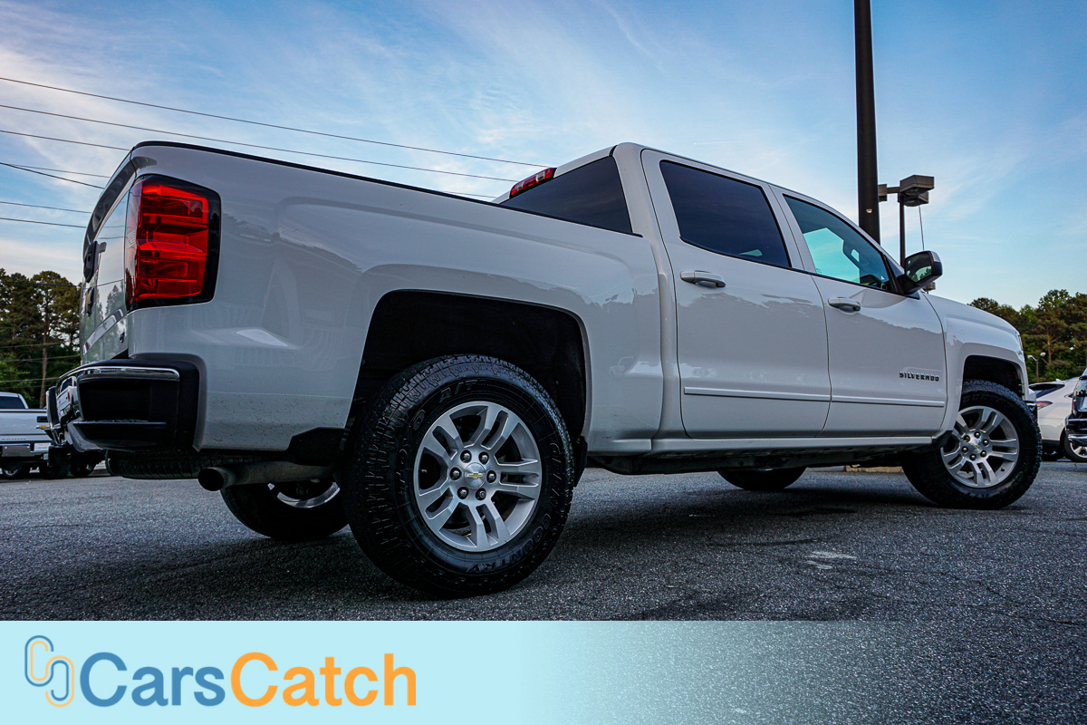 CARSCATCH - Used vehicle - Truck CHEVROLET SILVERADO 1500 2015