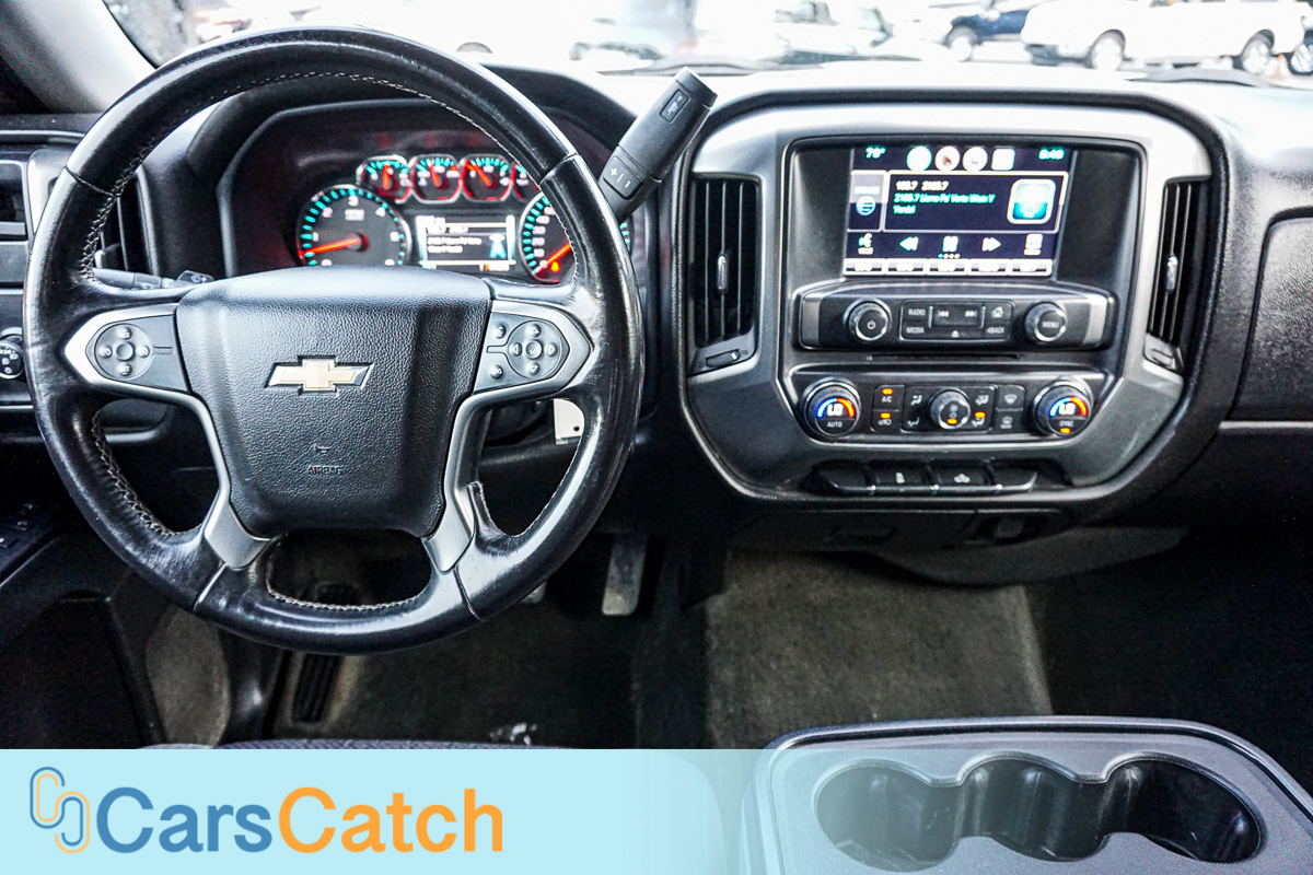 CARSCATCH - Used vehicle - Truck CHEVROLET SILVERADO 1500 2015