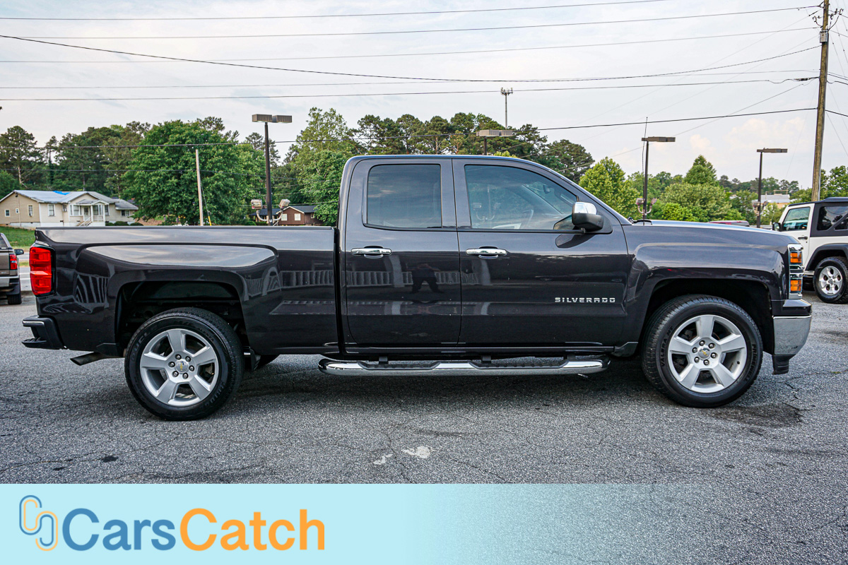 CARSCATCH - Used vehicle - Truck CHEVROLET SILVERADO 1500 2015