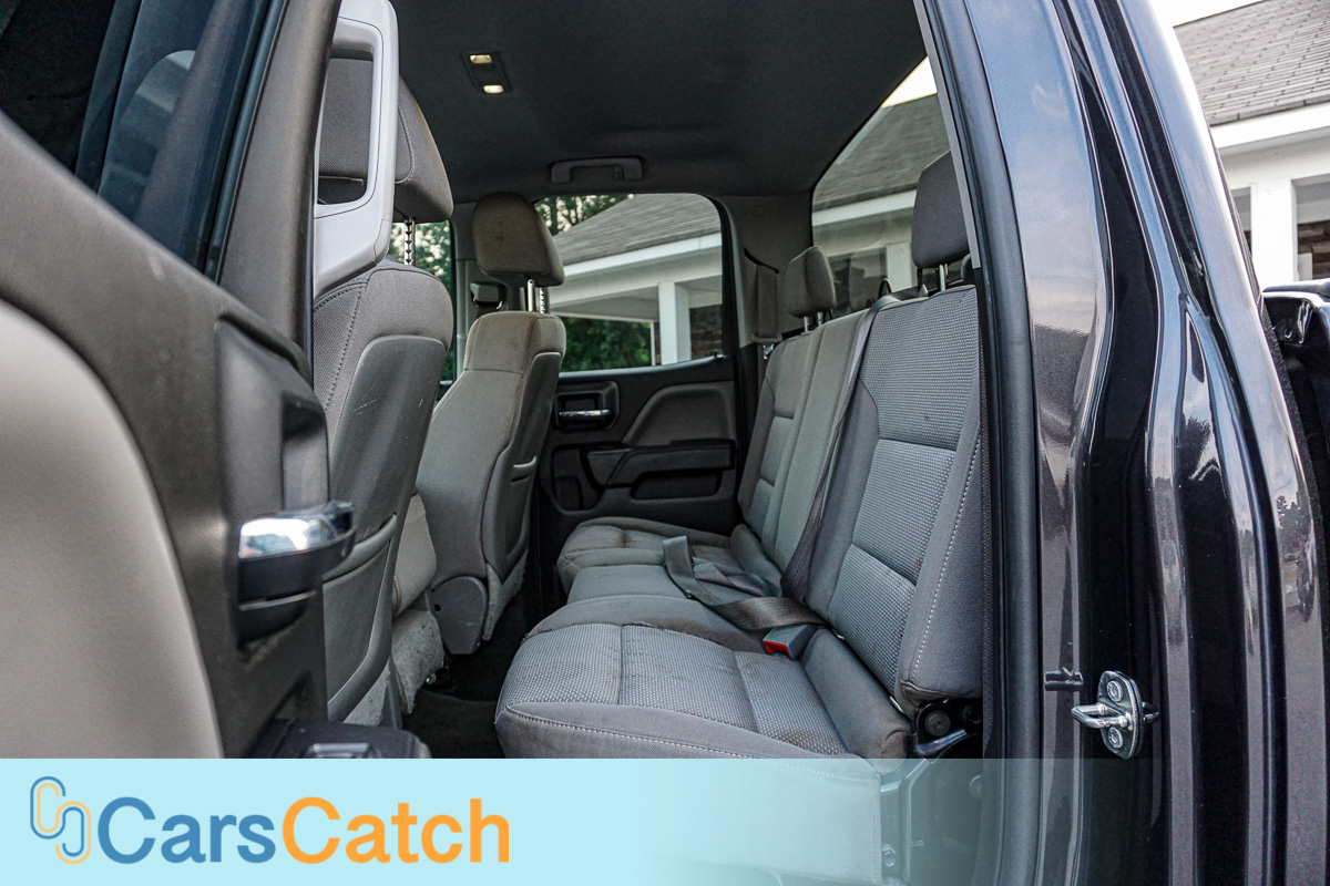 CARSCATCH - Used vehicle - Truck CHEVROLET SILVERADO 1500 2015