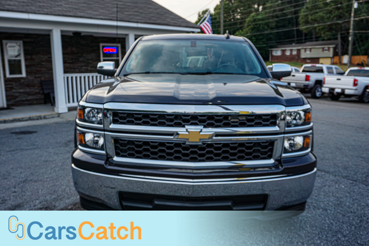 CARSCATCH - Used vehicle - Truck CHEVROLET SILVERADO 1500 2015