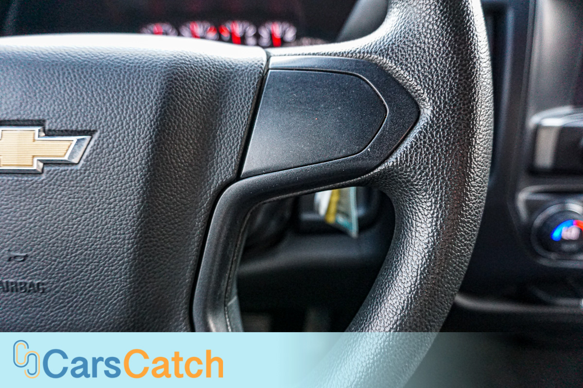 CARSCATCH - Used vehicle - Truck CHEVROLET SILVERADO 1500 2015