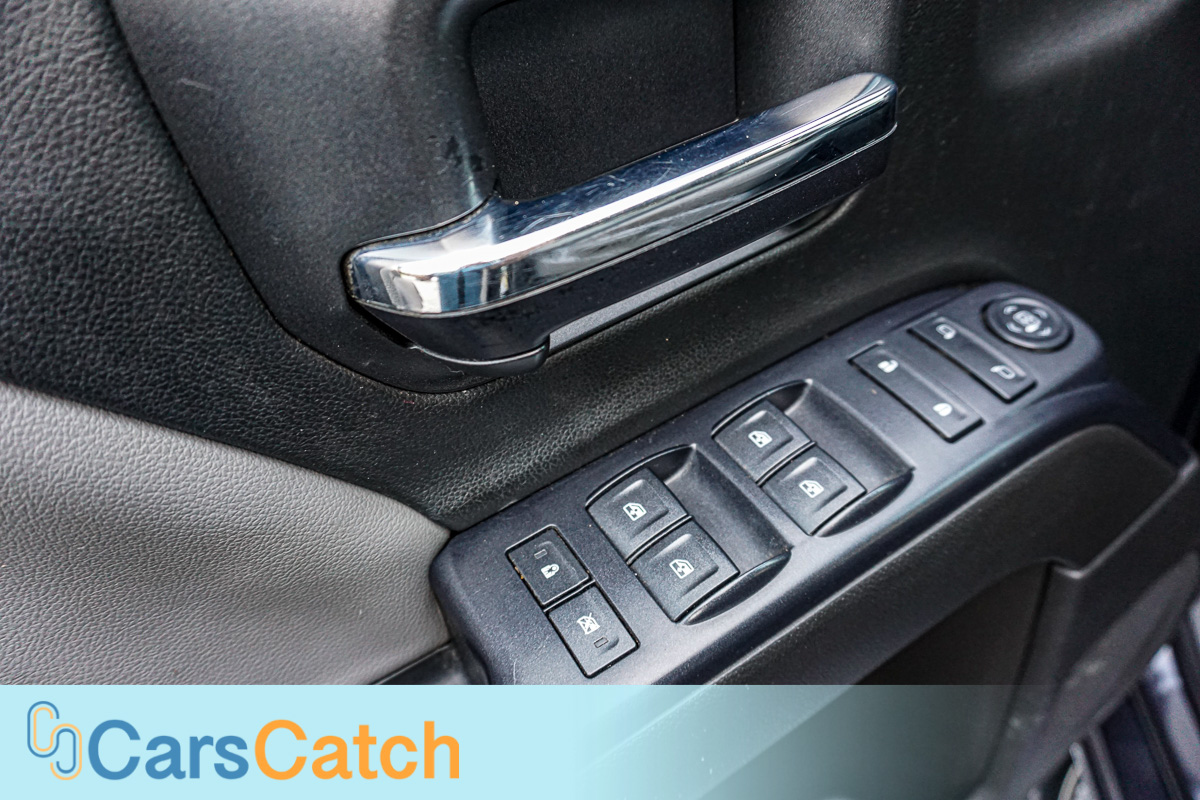 CARSCATCH - Used vehicle - Truck CHEVROLET SILVERADO 1500 2015