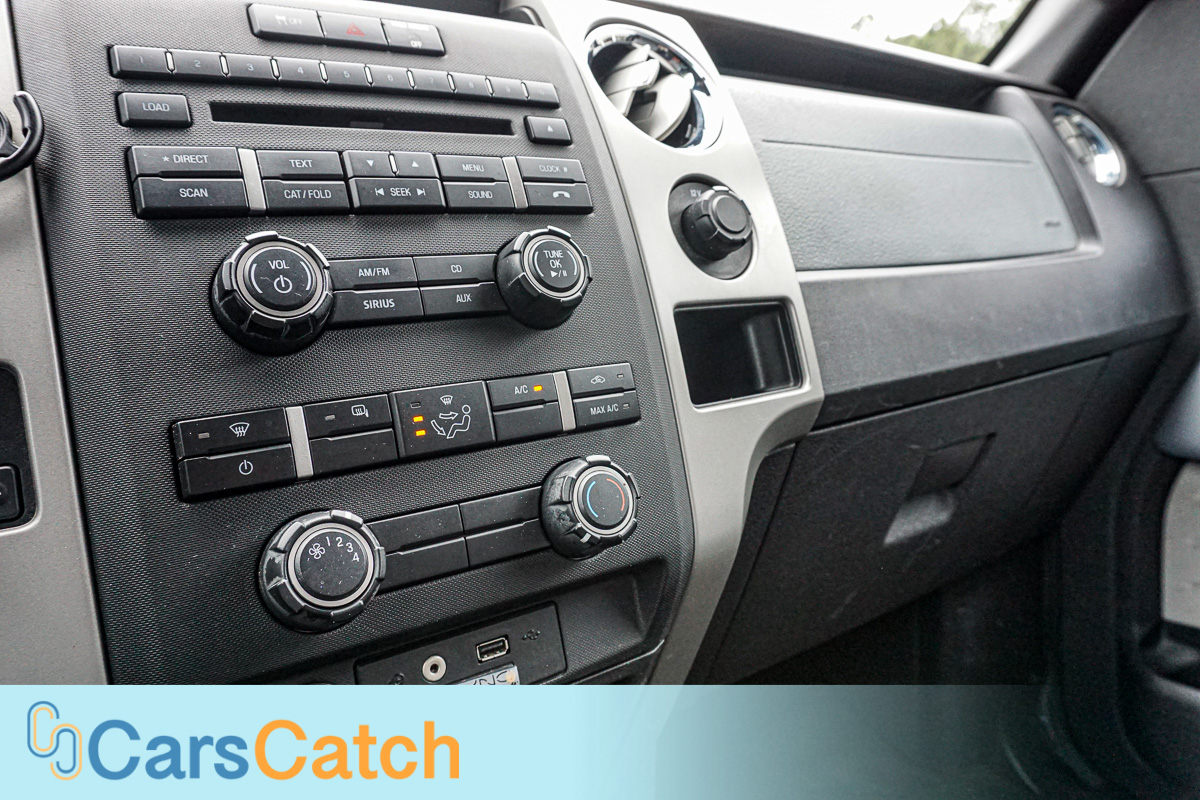 CARSCATCH - Used vehicle - Truck FORD F-150 2012