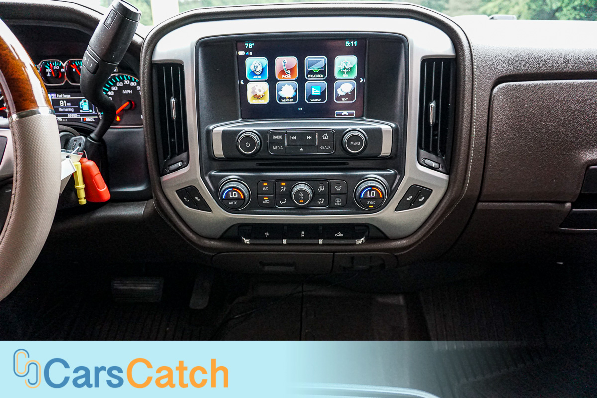 CARSCATCH - Used vehicle - Truck GMC SIERRA 1500 2017