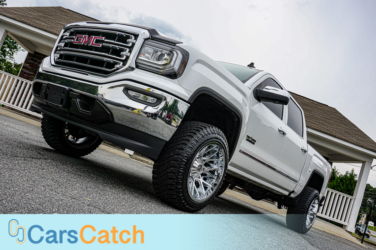 CARSCATCH - Used vehicle - Truck GMC SIERRA 1500 2017