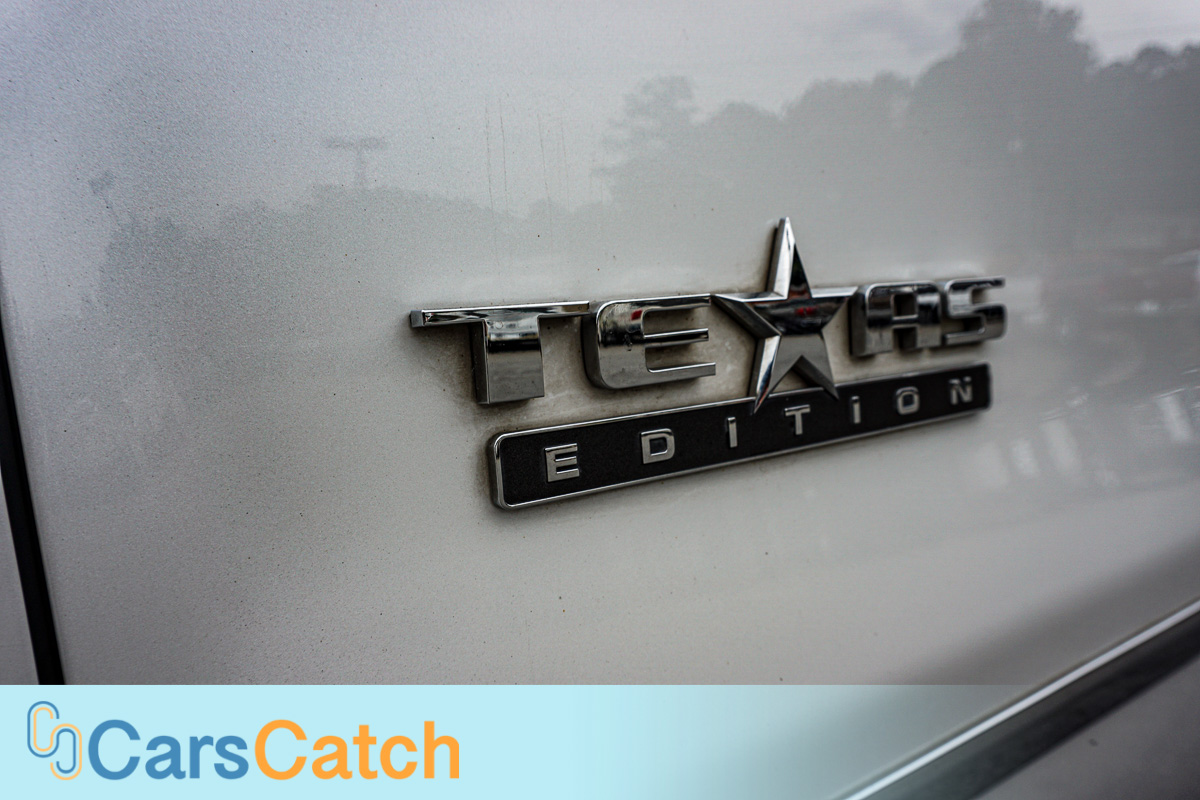 CARSCATCH - Used vehicle - Truck GMC SIERRA 1500 2017