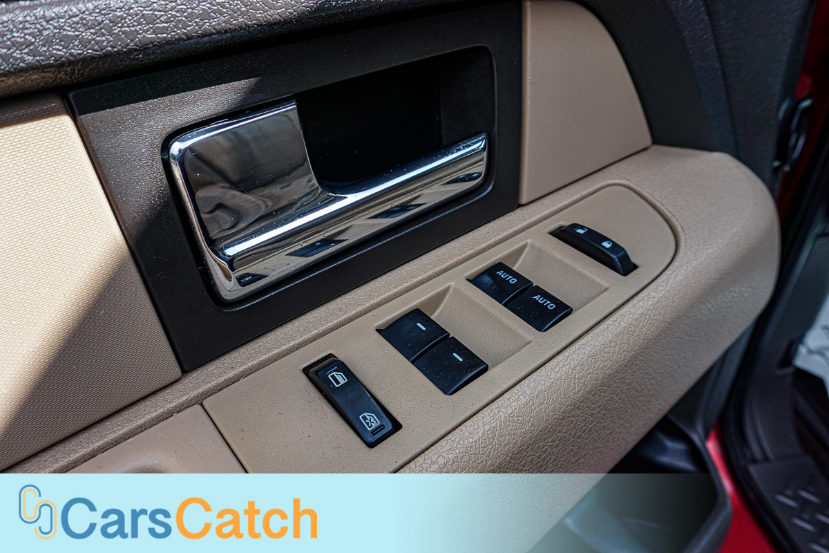 CARSCATCH - Used vehicle - Truck FORD F-150 2012