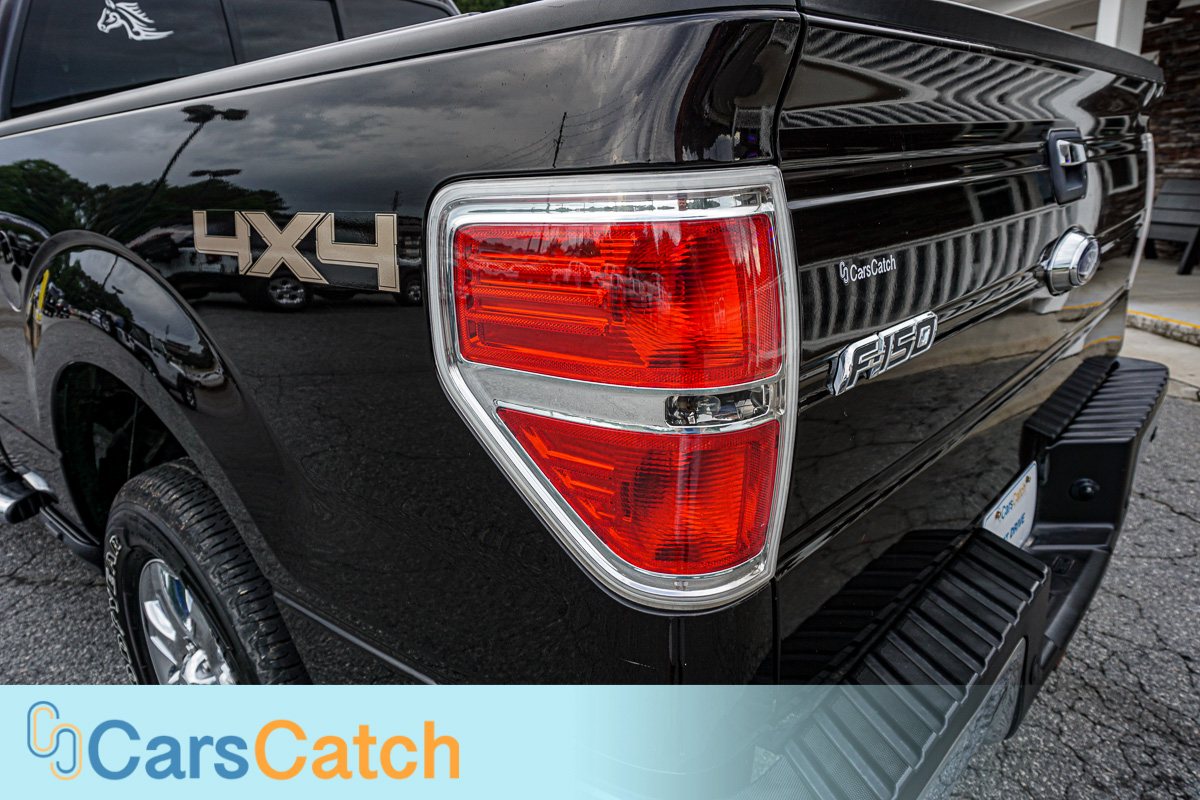 CARSCATCH - Used vehicle - Truck FORD F-150 2013