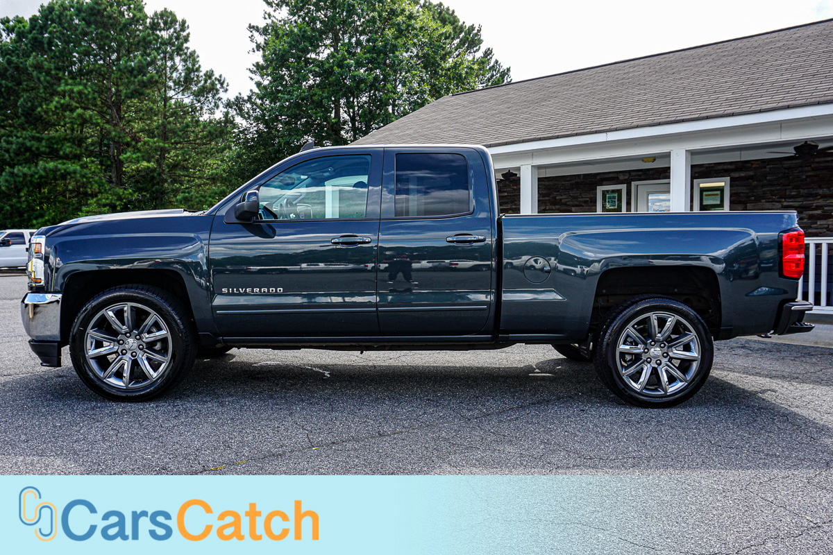 CARSCATCH - Used vehicle - Truck CHEVROLET SILVERADO 1500 2018