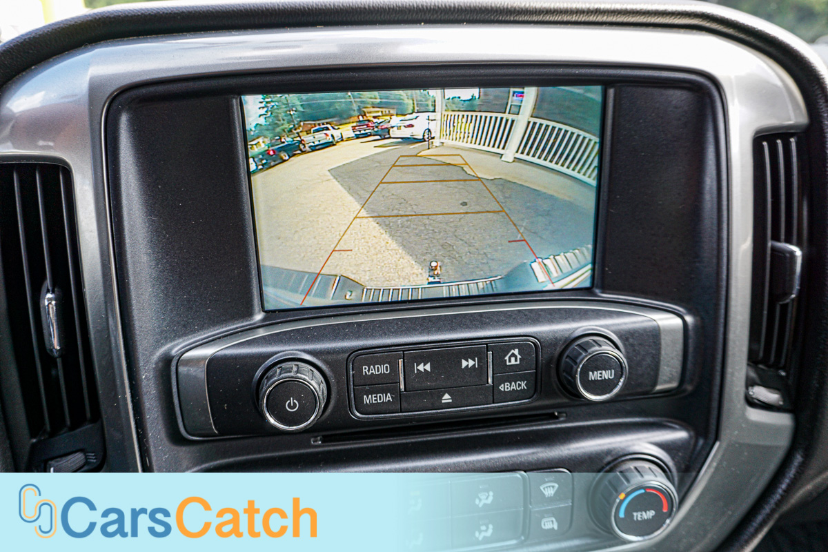 CARSCATCH - Used vehicle - Truck CHEVROLET SILVERADO 1500 2018