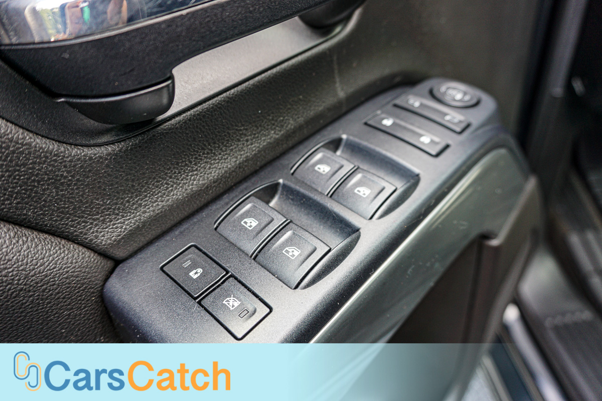 CARSCATCH - Used vehicle - Truck CHEVROLET SILVERADO 1500 2018