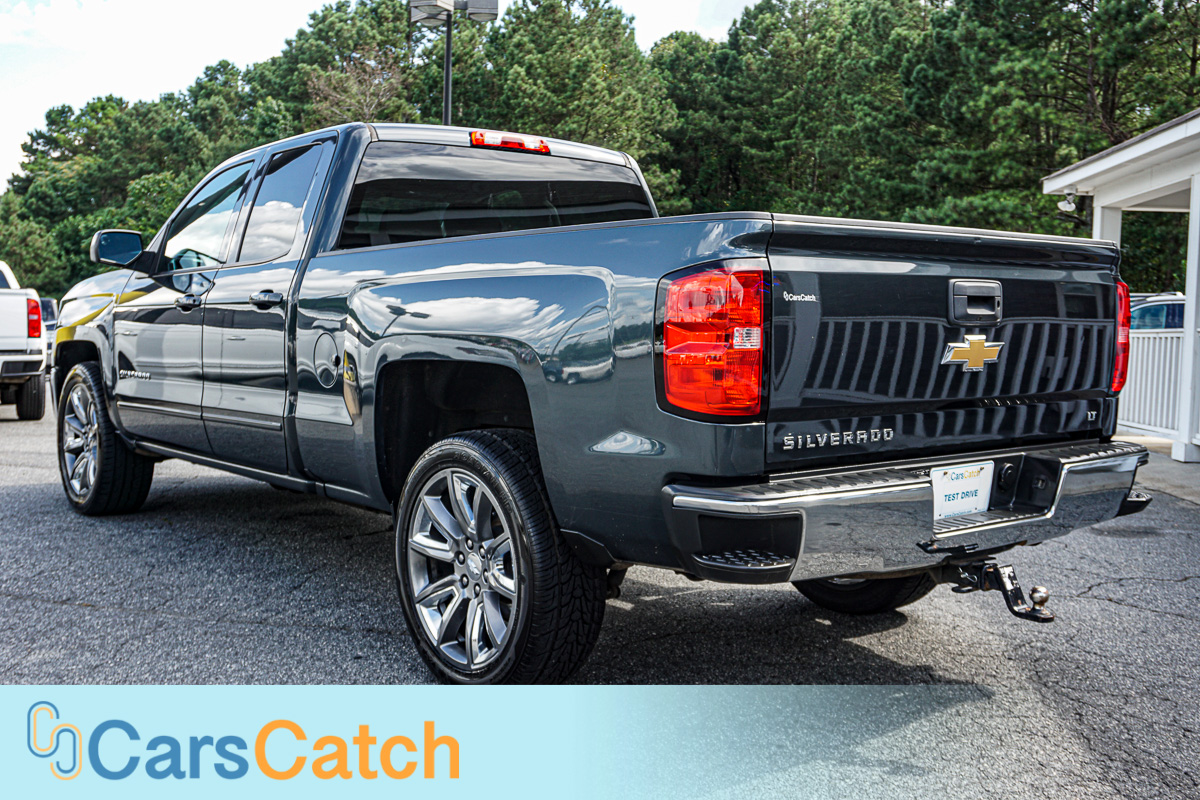 CARSCATCH - Used vehicle - Truck CHEVROLET SILVERADO 1500 2018