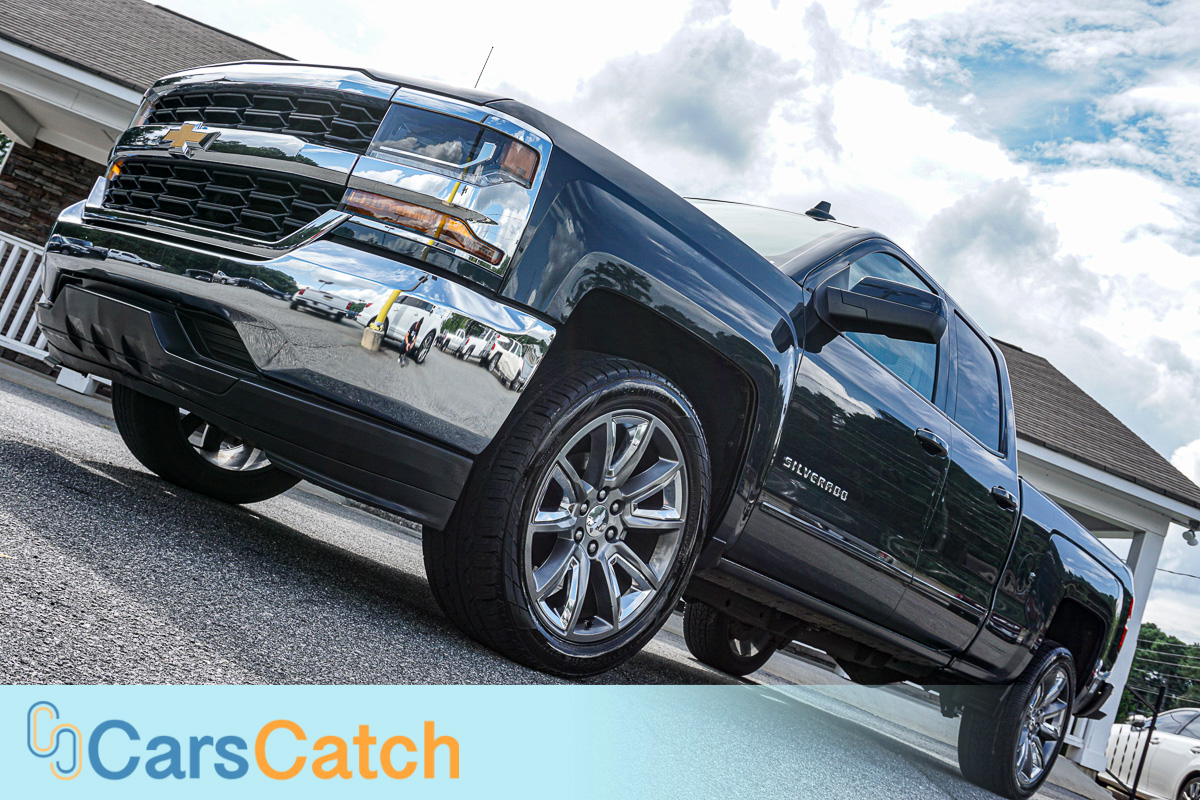 CARSCATCH - Used vehicle - Truck CHEVROLET SILVERADO 1500 2018