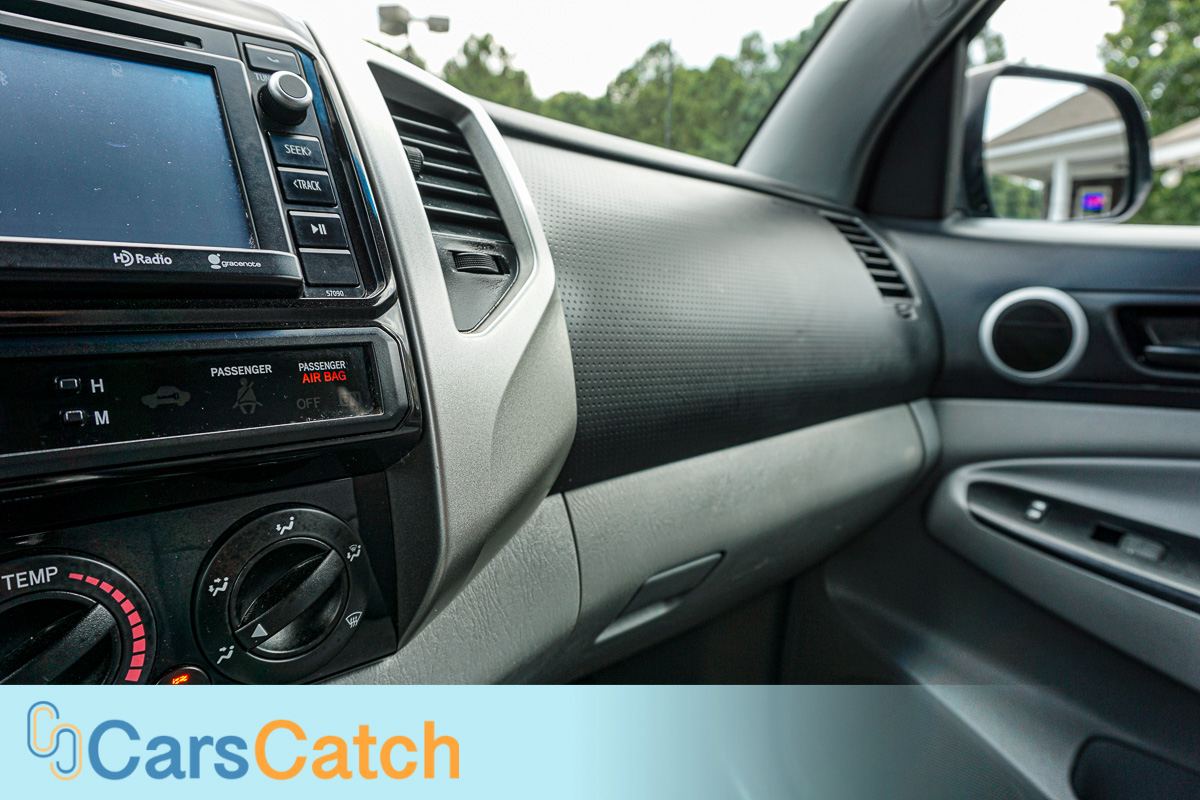 CARSCATCH - Used vehicle - Truck TOYOTA TACOMA 2014