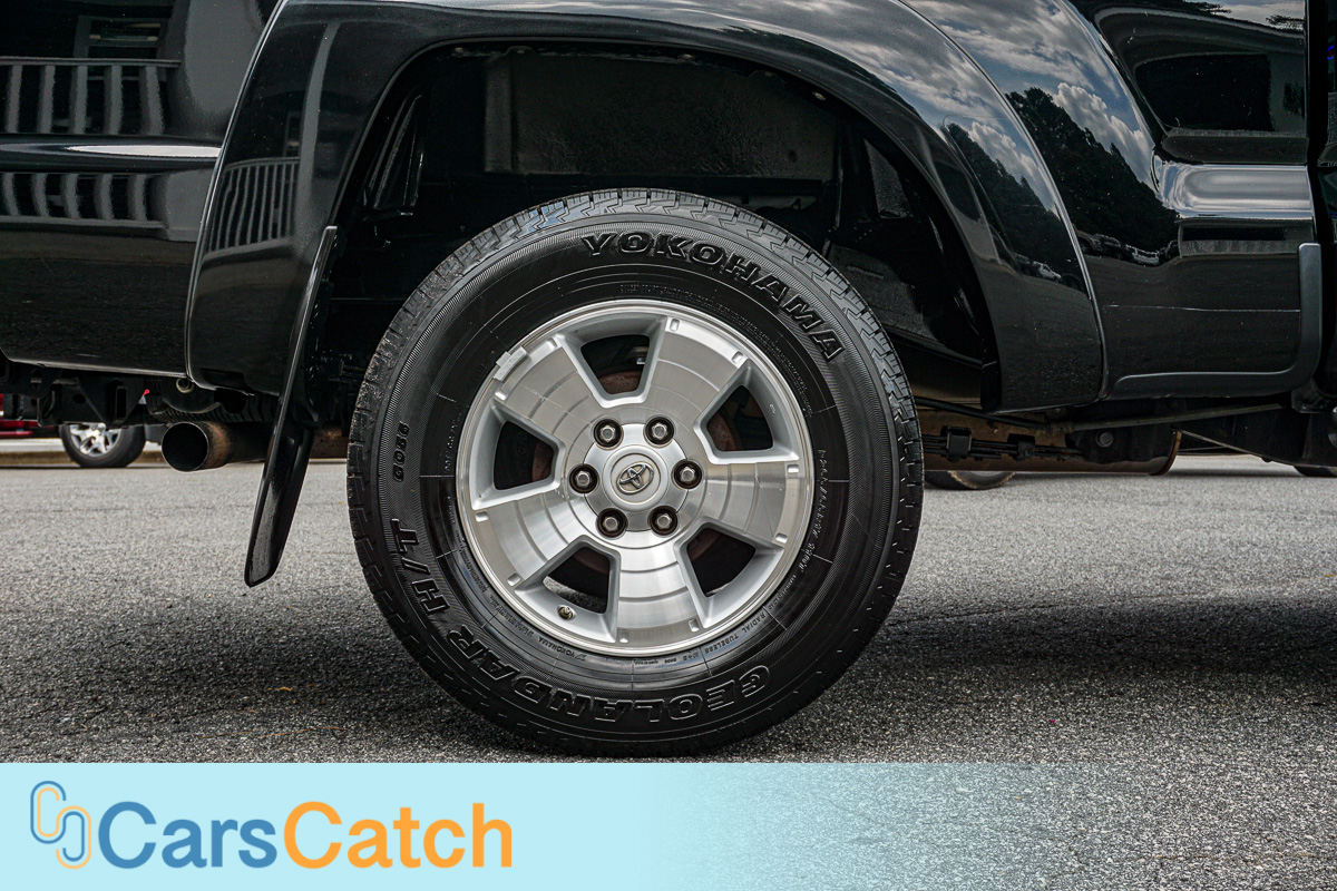 CARSCATCH - Used vehicle - Truck TOYOTA TACOMA 2014