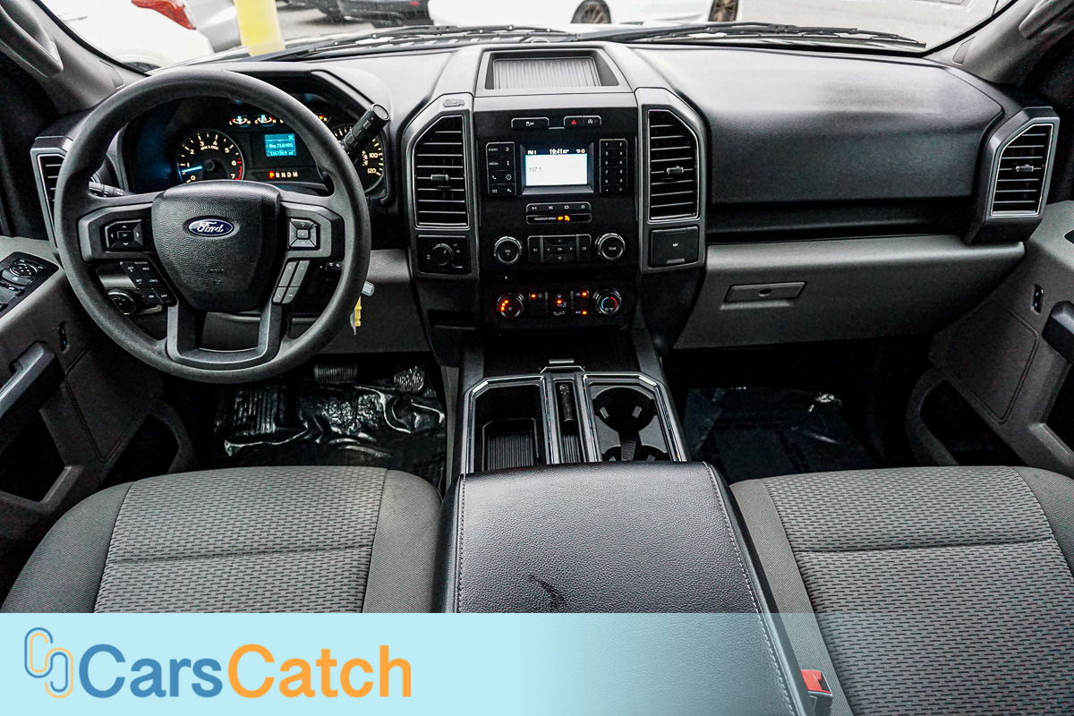 CARSCATCH - Used vehicle - Truck FORD F-150 2018