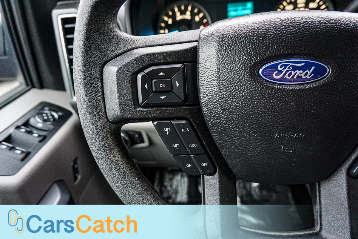 CARSCATCH - Used vehicle - Truck FORD F-150 2018