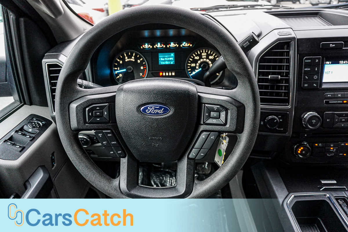 CARSCATCH - Used vehicle - Truck FORD F-150 2018