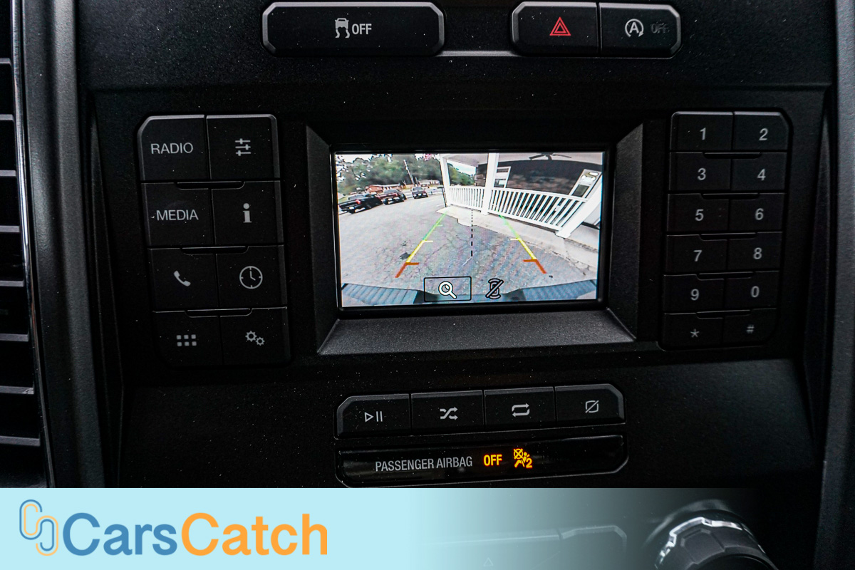 CARSCATCH - Used vehicle - Truck FORD F-150 2018