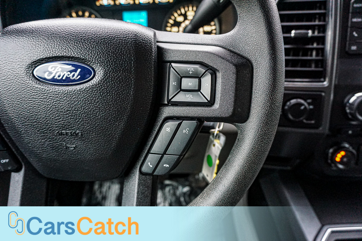 CARSCATCH - Used vehicle - Truck FORD F-150 2018