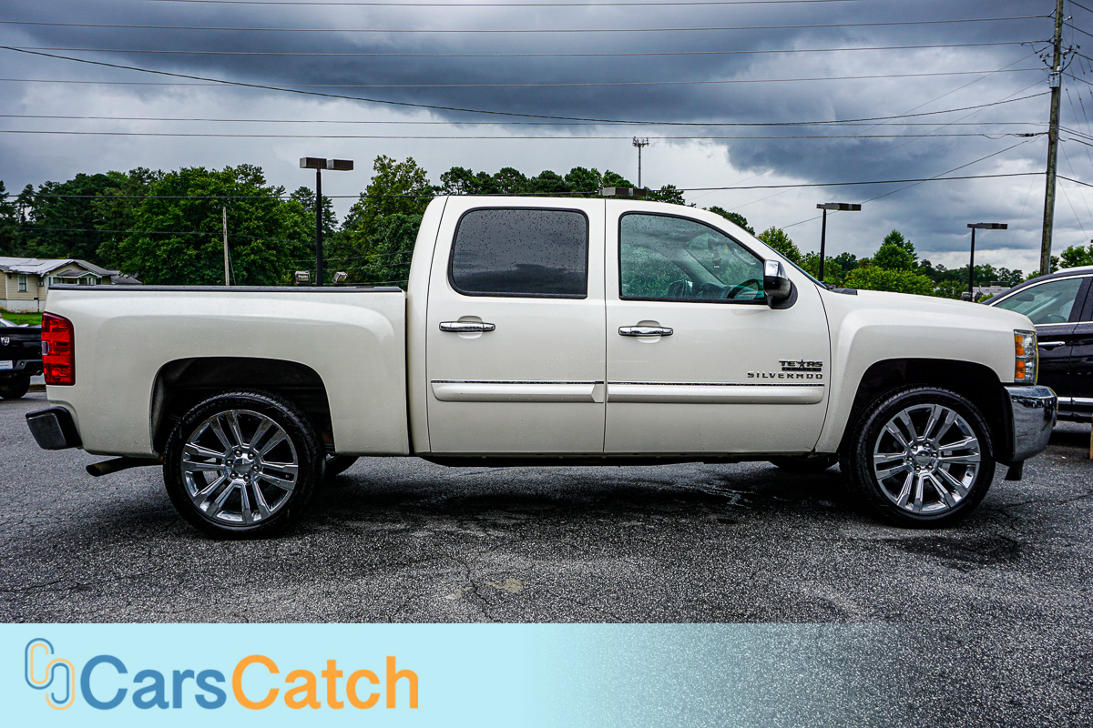 CARSCATCH - Used vehicle - Truck CHEVROLET SILVERADO 1500 2012