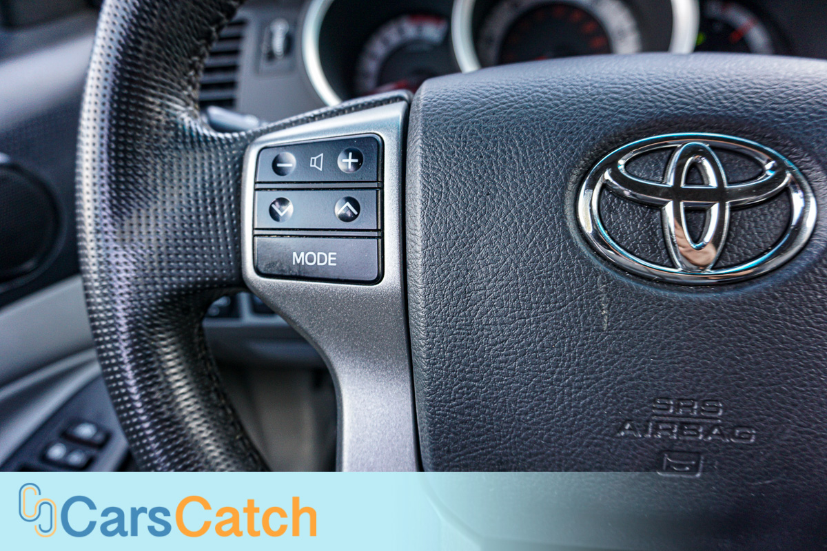 CARSCATCH - Used vehicle - Truck TOYOTA TACOMA 2013