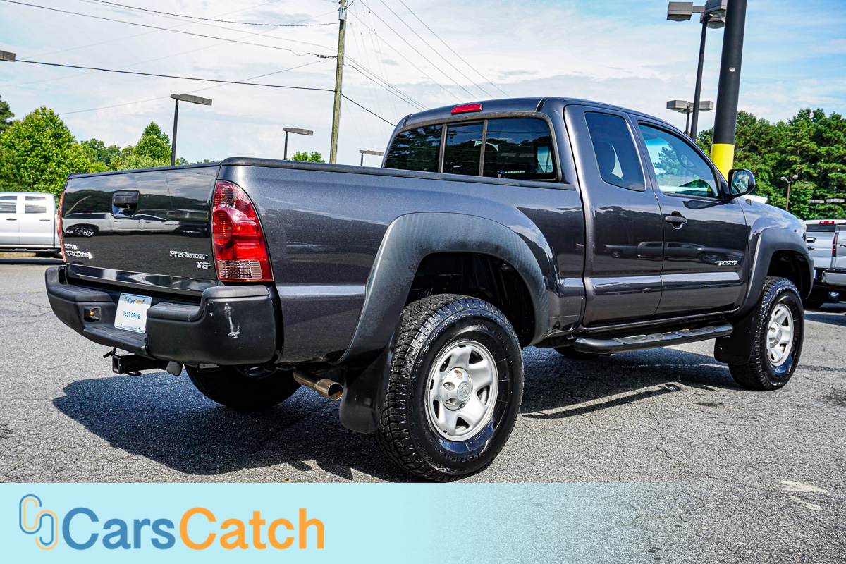 CARSCATCH - Used vehicle - Truck TOYOTA TACOMA 2013