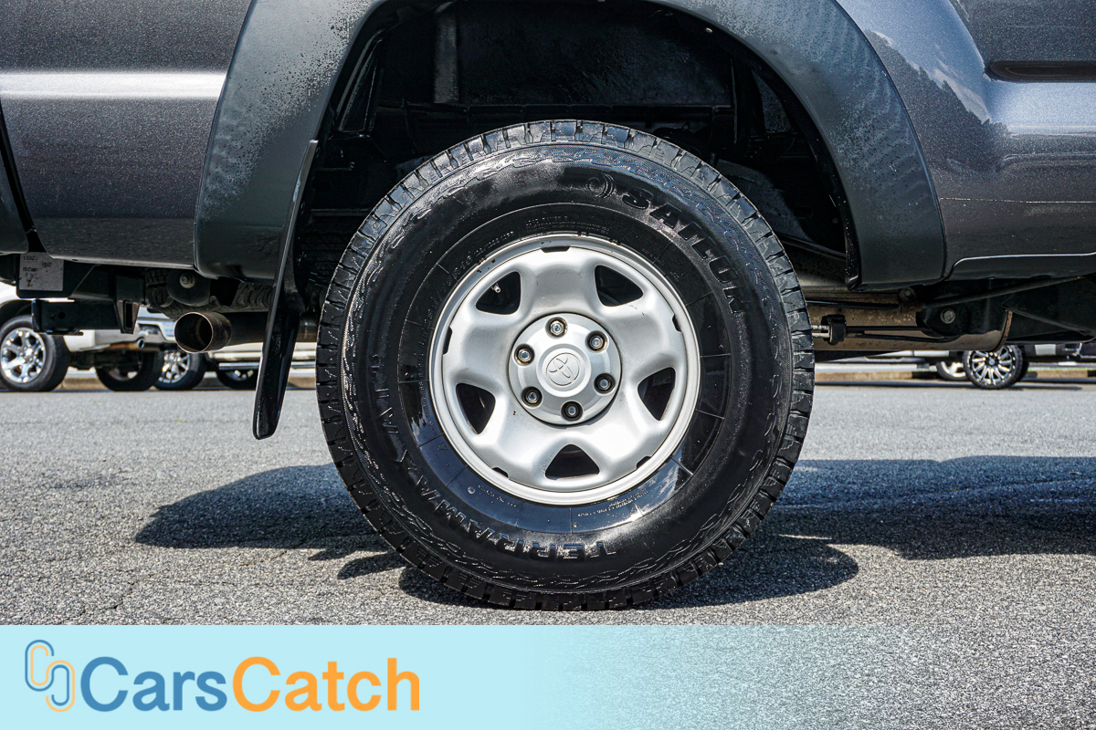 CARSCATCH - Used vehicle - Truck TOYOTA TACOMA 2013