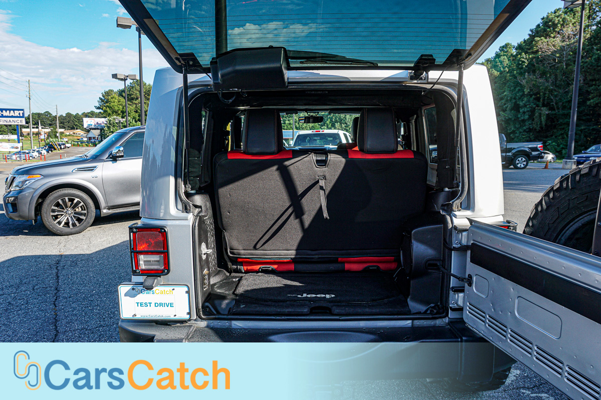 CARSCATCH - Used vehicle - SUV JEEP WRANGLER 2012