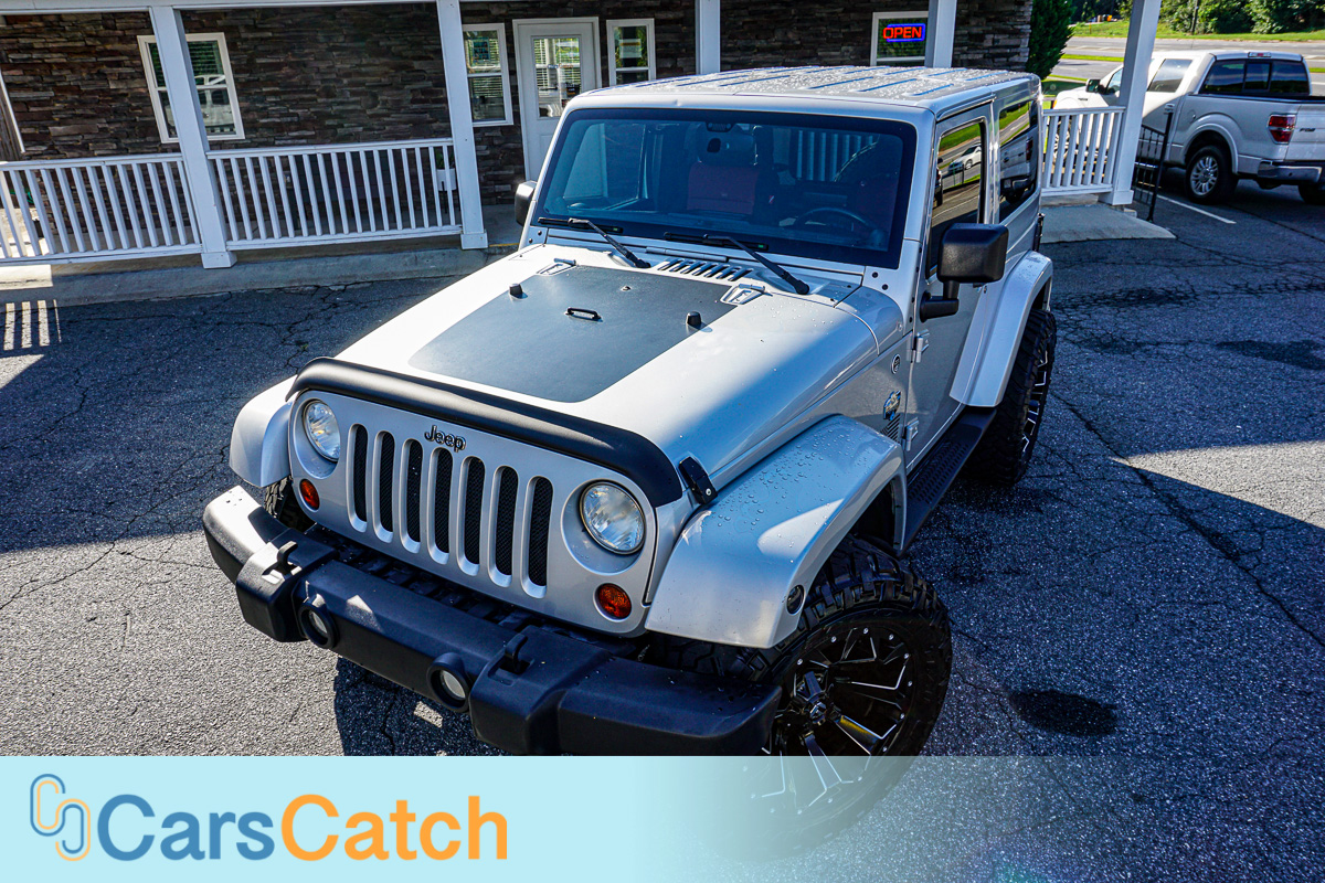 CARSCATCH - Used vehicle - SUV JEEP WRANGLER 2012