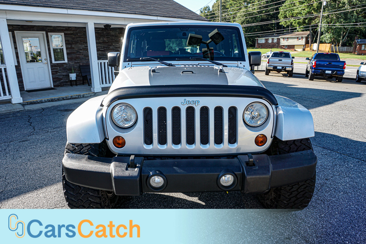 CARSCATCH - Used vehicle - SUV JEEP WRANGLER 2012