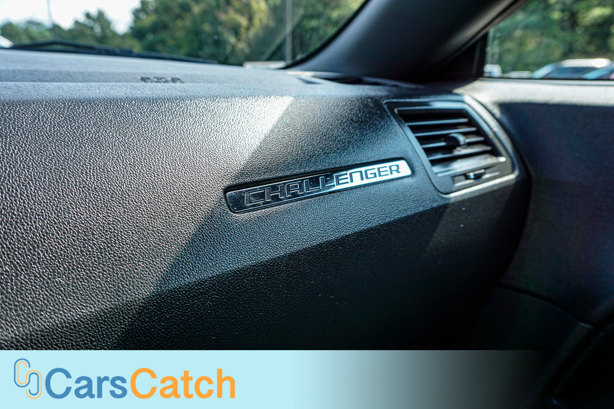 CARSCATCH - Used vehicle - Coupe DODGE CHALLENGER 2010